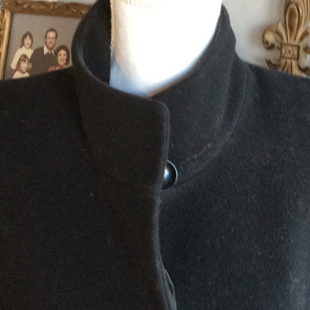 Long coat - Picture 3 of 3